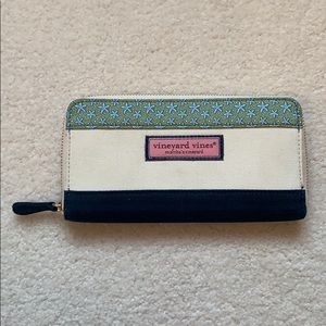 Vineyard Vines Wallet